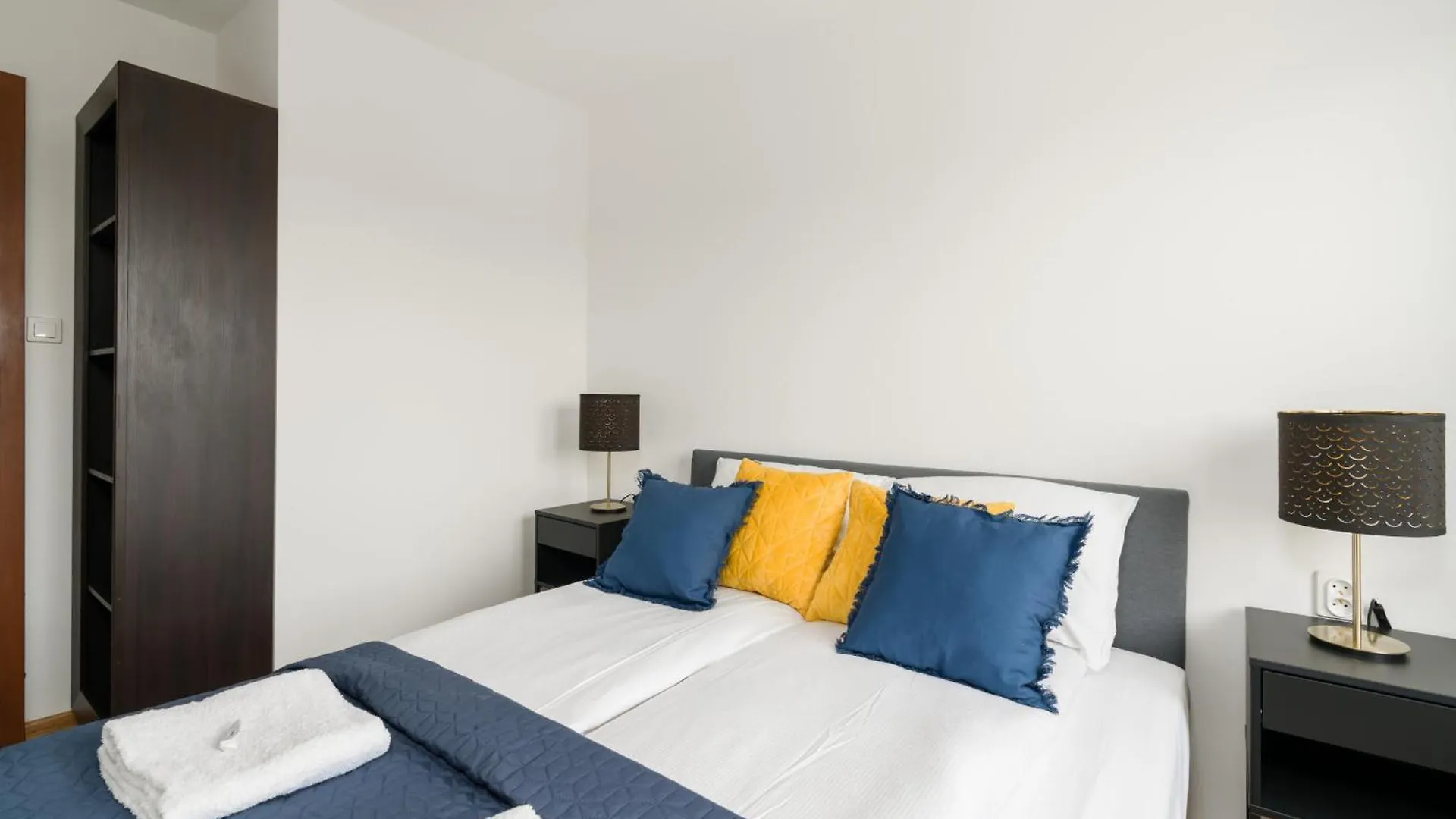 Apartment Poznan Dabrowskiego By Noclegi Renters Poland